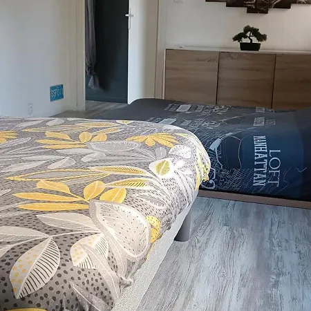 Lägenhet Dans Immeuble De Saint-Laurent-du-Var