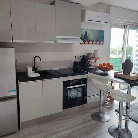 Dans Immeuble De *